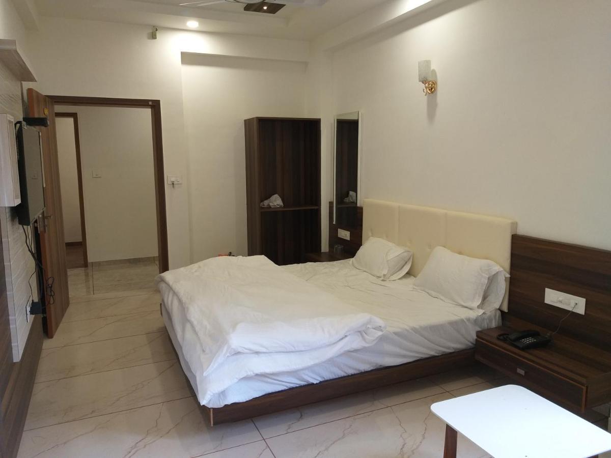 Hotel The Grand Shiva Gondal Exterior foto